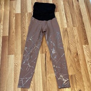 Beyond the Bump Metallic Maternity Leggings